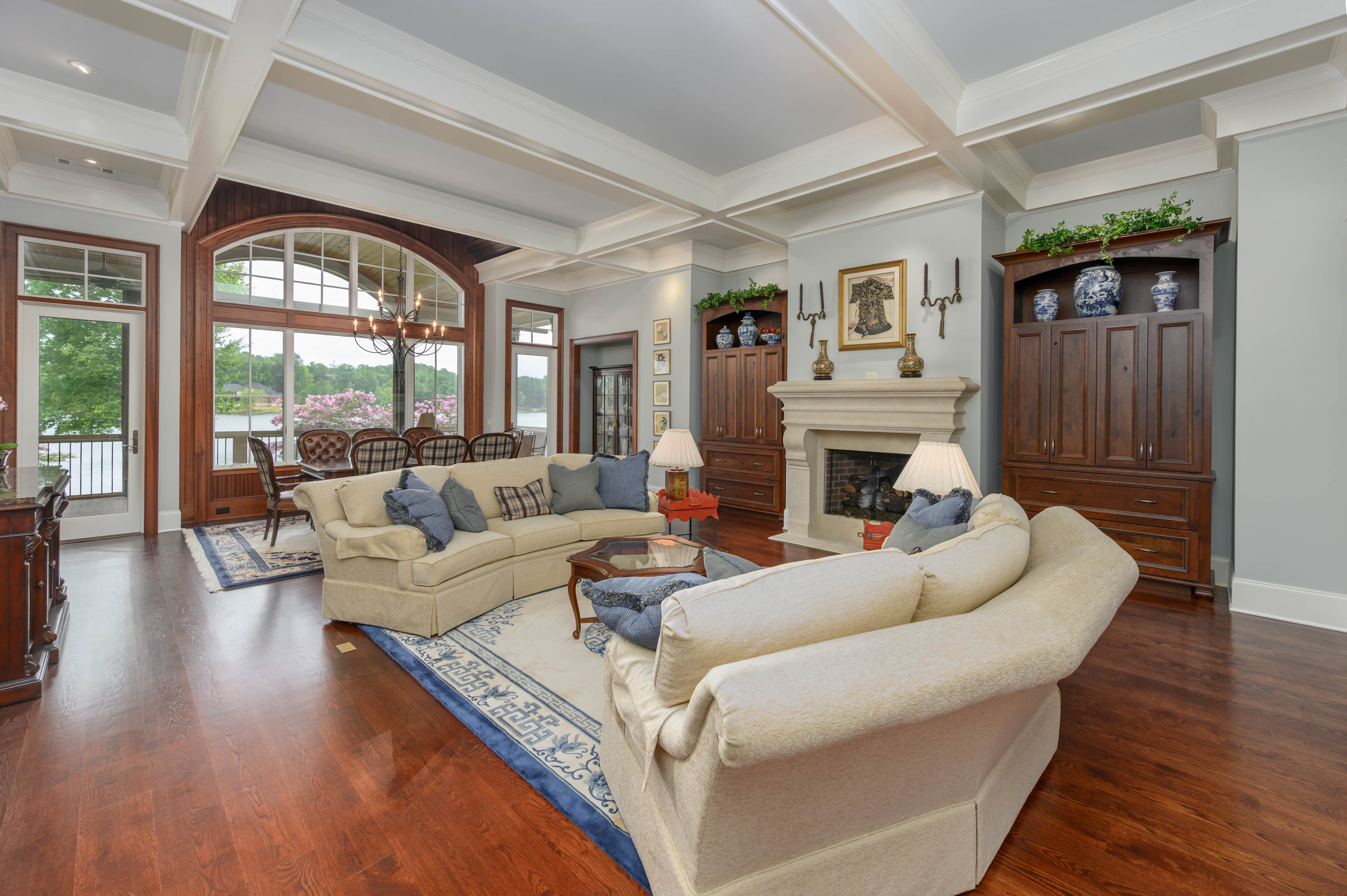 1331 Rose Creek image 5